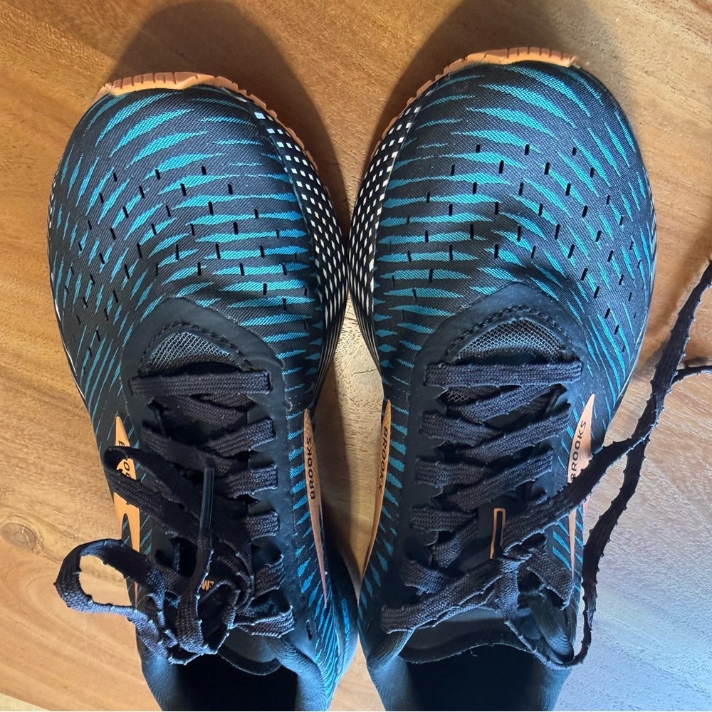 Brooks Black and Pink Athletic Shoes - Picture 2 of 7